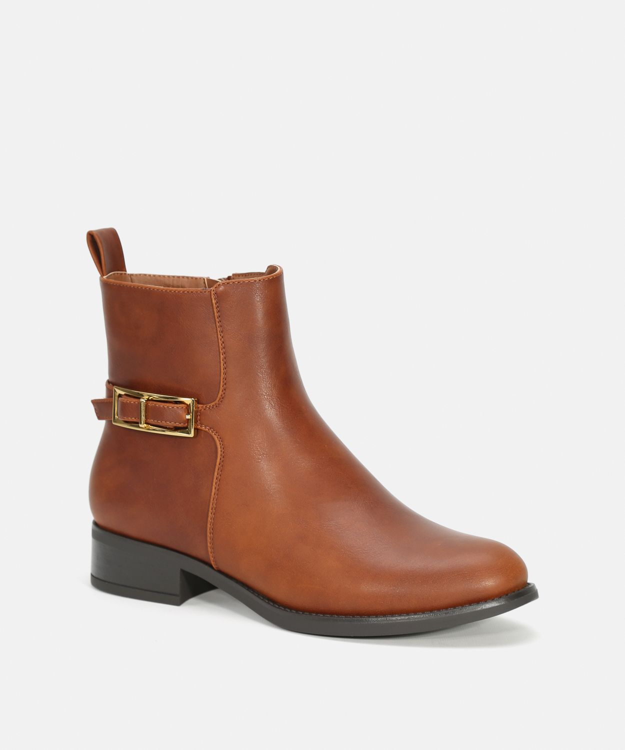 Botines tacón hebilla